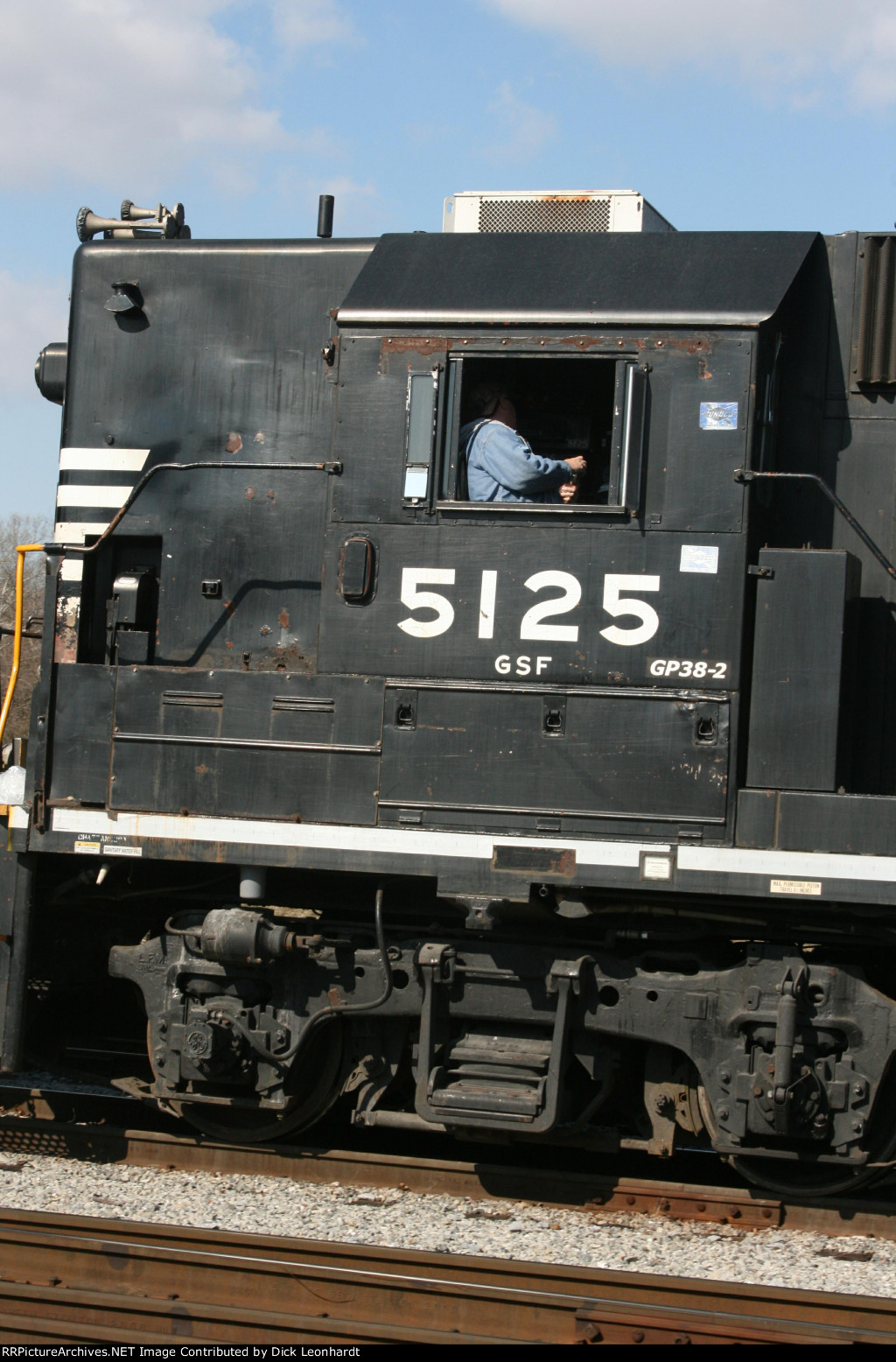 NS 5125